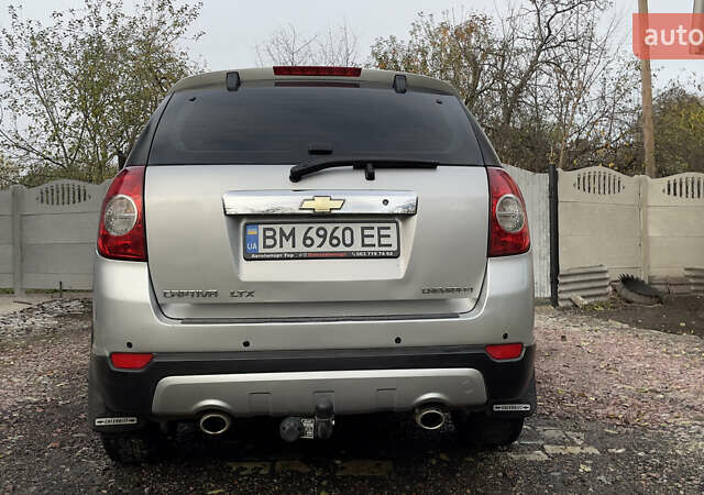 Серый Шевроле Каптива, объемом двигателя 1.99 л и пробегом 159 тыс. км за 9600 $, фото 4 на Automoto.ua