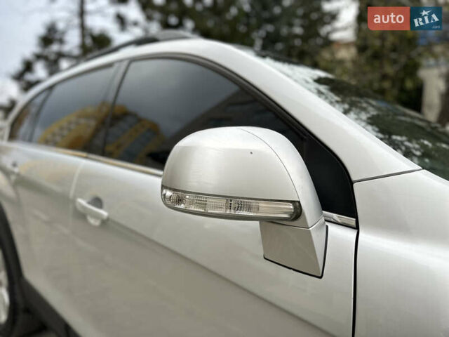 Шевроле Каптива 2010 в Каменце-Подольском на Automoto.ua Серый Шевроле Каптива, объемом двигателя 2.41 л и пробегом 181 тыс. км за 9450 $, фото 19 на Automoto.ua