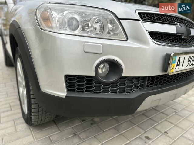 Шевроле Каптива 2010 в Каменце-Подольском на Automoto.ua Серый Шевроле Каптива, объемом двигателя 2.41 л и пробегом 181 тыс. км за 9450 $, фото 12 на Automoto.ua