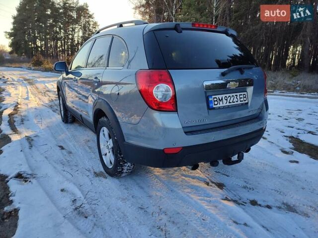 Серый Шевроле Каптива, объемом двигателя 2 л и пробегом 210 тыс. км за 8900 $, фото 3 на Automoto.ua