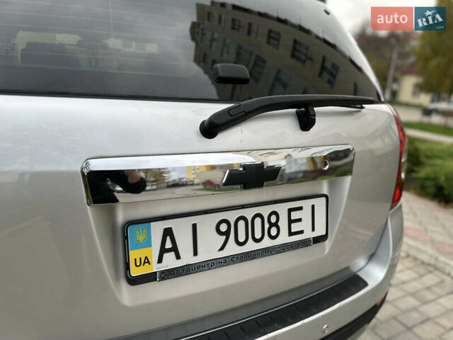 Шевроле Каптива 2010 в Каменце-Подольском на Automoto.ua Серый Шевроле Каптива, объемом двигателя 2.41 л и пробегом 181 тыс. км за 9450 $, фото 36 на Automoto.ua