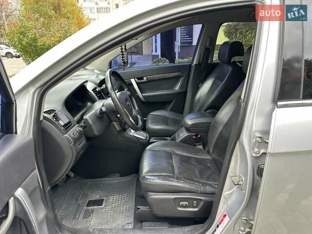 Шевроле Каптива 2010 в Каменце-Подольском на Automoto.ua Серый Шевроле Каптива, объемом двигателя 2.41 л и пробегом 181 тыс. км за 9450 $, фото 86 на Automoto.ua