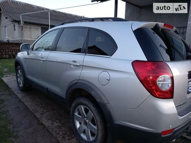 Сірий Шевроле Каптіва, об'ємом двигуна 2 л та пробігом 242 тис. км за 8600 $, фото 33 на Automoto.ua