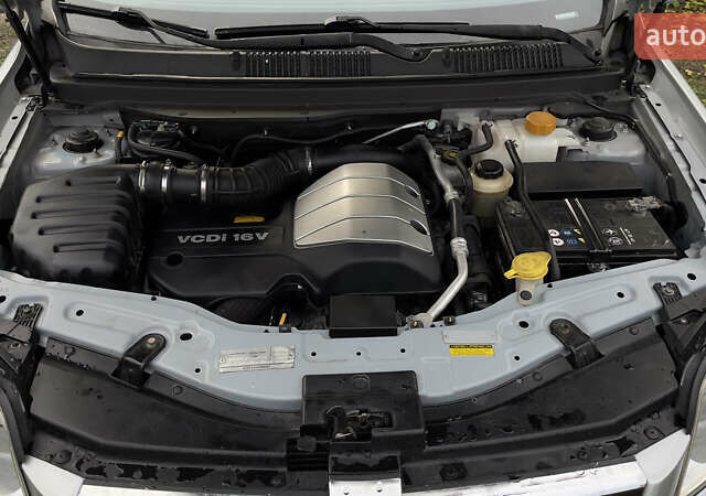 Серый Шевроле Каптива, объемом двигателя 1.99 л и пробегом 159 тыс. км за 9600 $, фото 9 на Automoto.ua