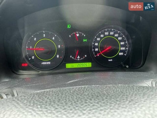 Сірий Шевроле Каптіва, об'ємом двигуна 1.99 л та пробігом 209 тис. км за 8500 $, фото 13 на Automoto.ua
