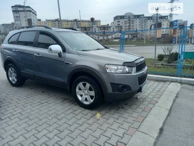 Сірий Шевроле Каптіва, об'ємом двигуна 2.2 л та пробігом 282 тис. км за 9500 $, фото 34 на Automoto.ua