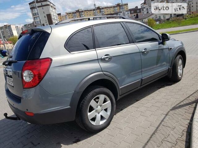 Сірий Шевроле Каптіва, об'ємом двигуна 2.2 л та пробігом 282 тис. км за 9500 $, фото 9 на Automoto.ua