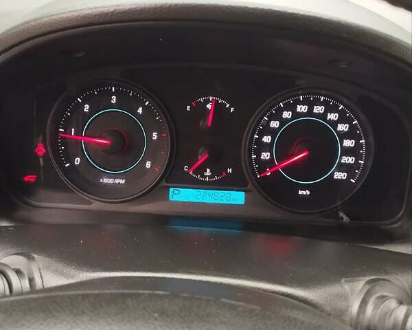 Сірий Шевроле Каптіва, об'ємом двигуна 2.2 л та пробігом 224 тис. км за 11200 $, фото 15 на Automoto.ua