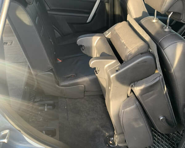 Сірий Шевроле Каптіва, об'ємом двигуна 2.23 л та пробігом 280 тис. км за 10000 $, фото 8 на Automoto.ua