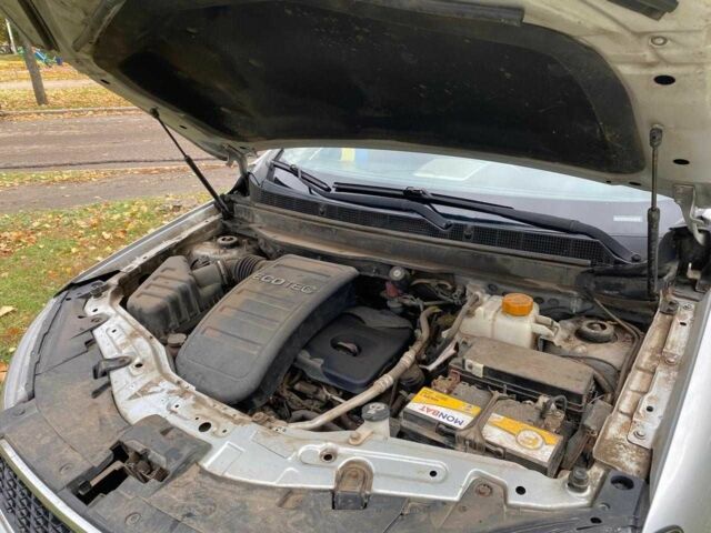 Сірий Шевроле Каптіва, об'ємом двигуна 2.4 л та пробігом 237 тис. км за 10500 $, фото 21 на Automoto.ua