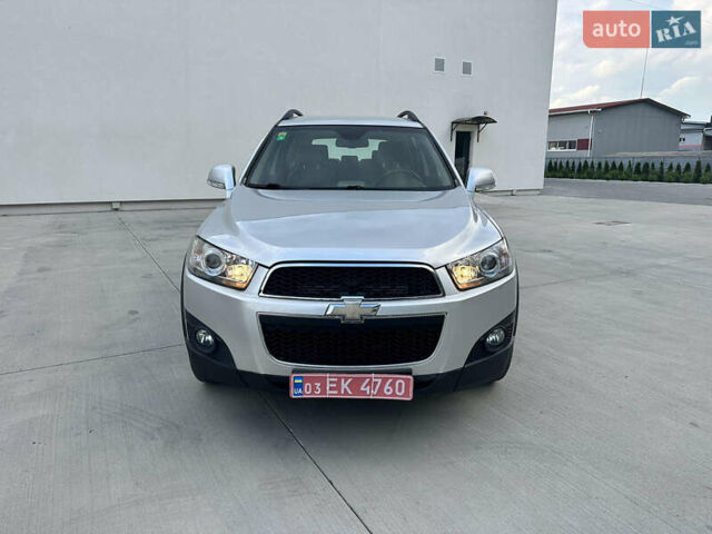 Серый Шевроле Каптива, объемом двигателя 2.2 л и пробегом 199 тыс. км за 10400 $, фото 1 на Automoto.ua