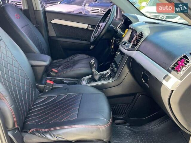 Серый Шевроле Каптива, объемом двигателя 2.2 л и пробегом 208 тыс. км за 10490 $, фото 18 на Automoto.ua