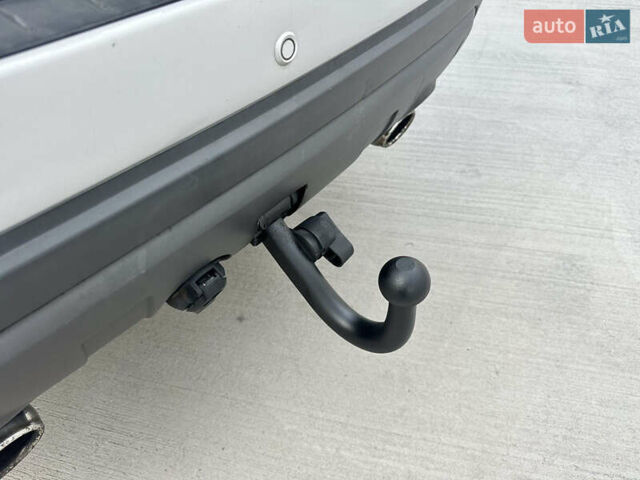 Серый Шевроле Каптива, объемом двигателя 2.2 л и пробегом 200 тыс. км за 9999 $, фото 9 на Automoto.ua