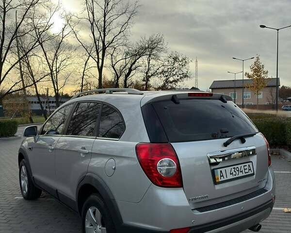 Серый Шевроле Каптива, объемом двигателя 2.38 л и пробегом 117 тыс. км за 11900 $, фото 8 на Automoto.ua