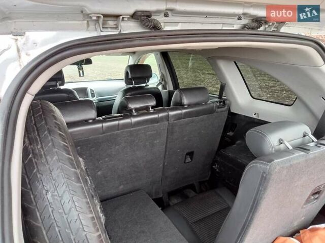 Серый Шевроле Каптива, объемом двигателя 2.4 л и пробегом 174 тыс. км за 9500 $, фото 8 на Automoto.ua