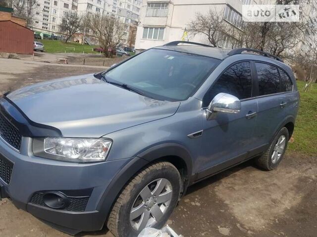 Сірий Шевроле Каптіва, об'ємом двигуна 2.2 л та пробігом 282 тис. км за 9500 $, фото 44 на Automoto.ua