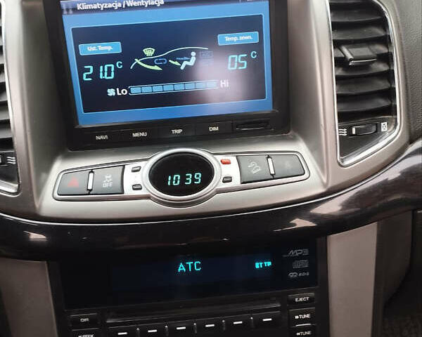 Сірий Шевроле Каптіва, об'ємом двигуна 2.2 л та пробігом 224 тис. км за 11200 $, фото 18 на Automoto.ua