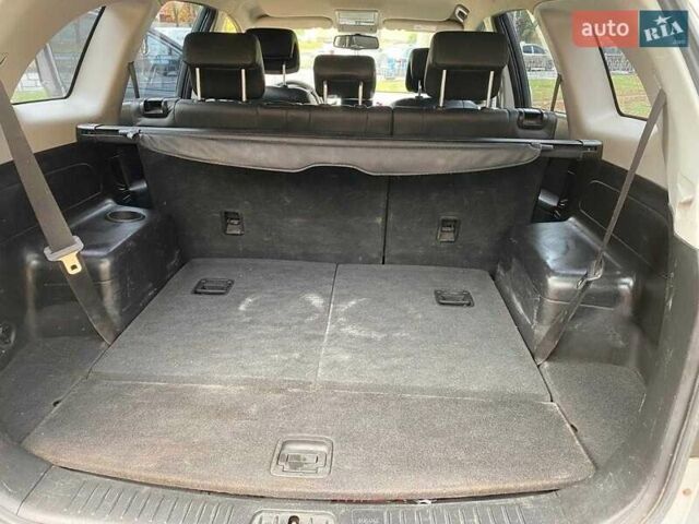 Сірий Шевроле Каптіва, об'ємом двигуна 2.4 л та пробігом 237 тис. км за 10500 $, фото 15 на Automoto.ua