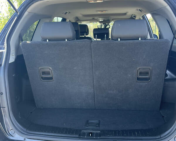 Сірий Шевроле Каптіва, об'ємом двигуна 2 л та пробігом 140 тис. км за 12500 $, фото 10 на Automoto.ua