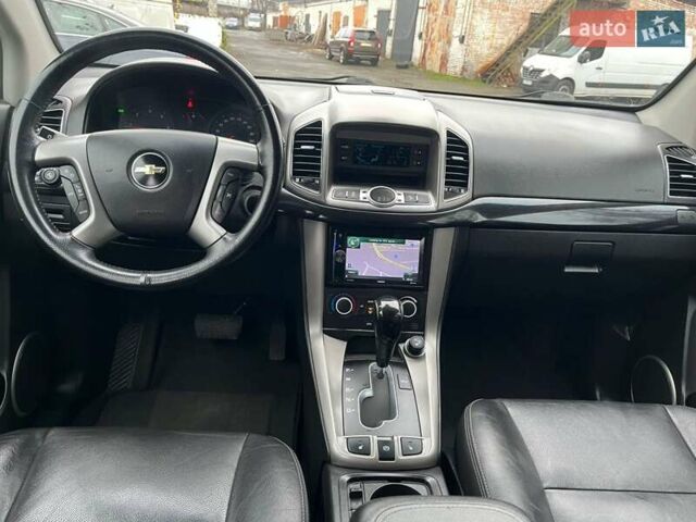 Серый Шевроле Каптива, объемом двигателя 2.2 л и пробегом 210 тыс. км за 11900 $, фото 16 на Automoto.ua