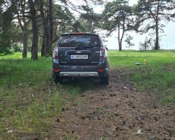 Сірий Шевроле Каптіва, об'ємом двигуна 2.23 л та пробігом 200 тис. км за 11300 $, фото 5 на Automoto.ua