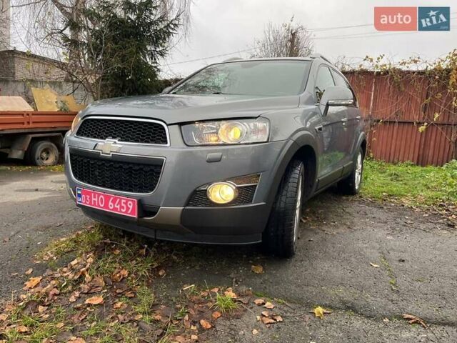 Серый Шевроле Каптива, объемом двигателя 2.2 л и пробегом 210 тыс. км за 11900 $, фото 4 на Automoto.ua