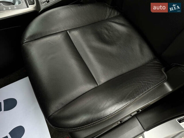 Серый Шевроле Каптива, объемом двигателя 2.2 л и пробегом 150 тыс. км за 11500 $, фото 23 на Automoto.ua