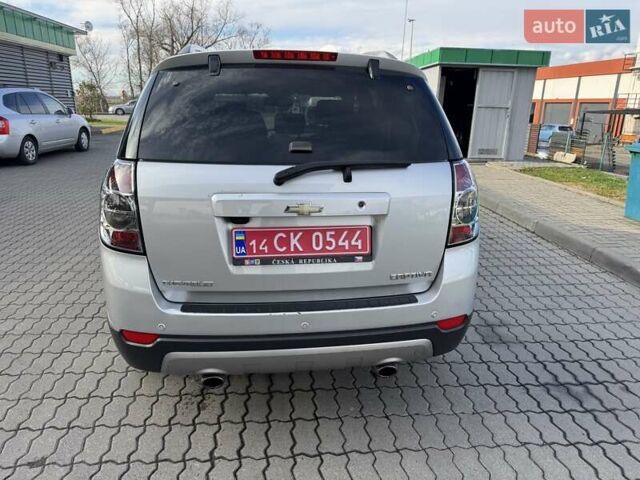 Сірий Шевроле Каптіва, об'ємом двигуна 2.2 л та пробігом 212 тис. км за 10900 $, фото 4 на Automoto.ua