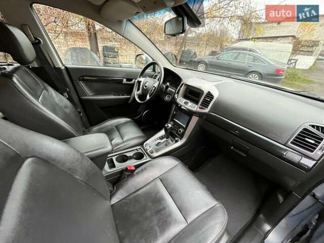 Серый Шевроле Каптива, объемом двигателя 2.2 л и пробегом 210 тыс. км за 11900 $, фото 35 на Automoto.ua