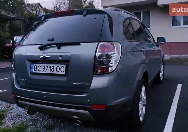 Серый Шевроле Каптива, объемом двигателя 2.2 л и пробегом 232 тыс. км за 12399 $, фото 6 на Automoto.ua