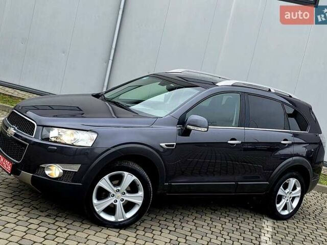 Серый Шевроле Каптива, объемом двигателя 2.2 л и пробегом 182 тыс. км за 11950 $, фото 14 на Automoto.ua