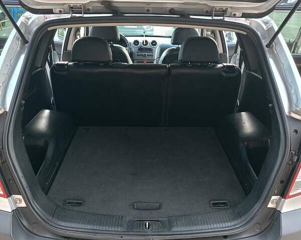 Серый Шевроле Каптива, объемом двигателя 2.4 л и пробегом 238 тыс. км за 9000 $, фото 10 на Automoto.ua