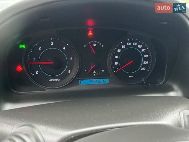Серый Шевроле Каптива, объемом двигателя 2.2 л и пробегом 210 тыс. км за 11900 $, фото 12 на Automoto.ua