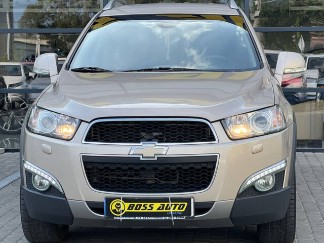 Серый Шевроле Каптива, объемом двигателя 3 л и пробегом 163 тыс. км за 13100 $, фото 1 на Automoto.ua