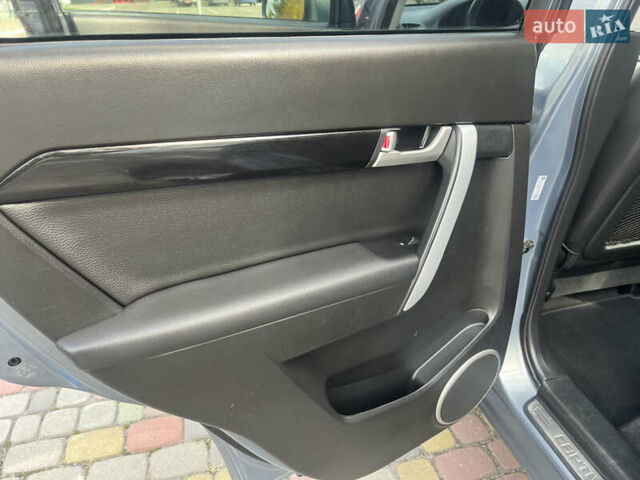 Серый Шевроле Каптива, объемом двигателя 2.2 л и пробегом 209 тыс. км за 12500 $, фото 20 на Automoto.ua