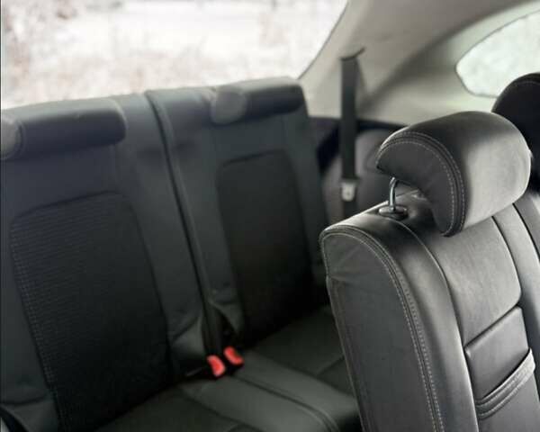 Серый Шевроле Каптива, объемом двигателя 2.2 л и пробегом 270 тыс. км за 8999 $, фото 34 на Automoto.ua