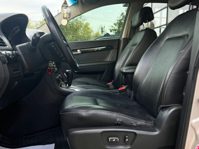 Серый Шевроле Каптива, объемом двигателя 3 л и пробегом 163 тыс. км за 13100 $, фото 7 на Automoto.ua