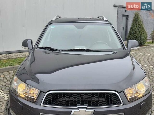 Серый Шевроле Каптива, объемом двигателя 2.2 л и пробегом 182 тыс. км за 11950 $, фото 25 на Automoto.ua