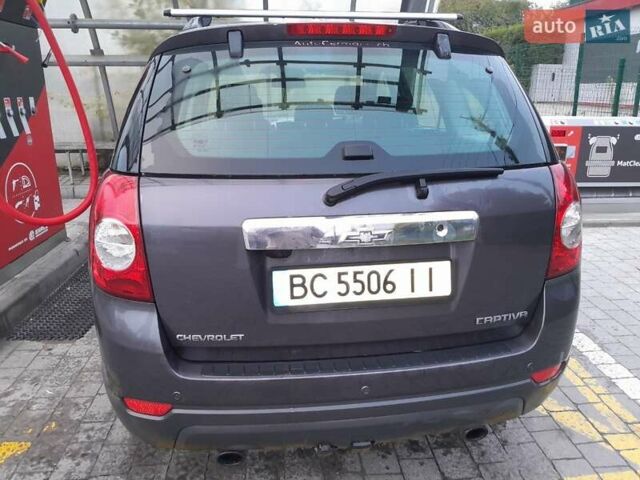 Серый Шевроле Каптива, объемом двигателя 2.2 л и пробегом 273 тыс. км за 10199 $, фото 1 на Automoto.ua