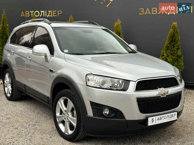 Серый Шевроле Каптива, объемом двигателя 2.2 л и пробегом 150 тыс. км за 11500 $, фото 1 на Automoto.ua