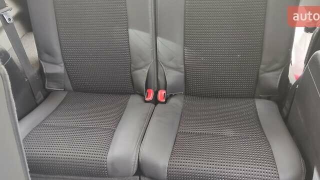 Серый Шевроле Каптива, объемом двигателя 2.2 л и пробегом 235 тыс. км за 12000 $, фото 24 на Automoto.ua