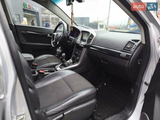 Сірий Шевроле Каптіва, об'ємом двигуна 2.2 л та пробігом 190 тис. км за 9700 $, фото 11 на Automoto.ua