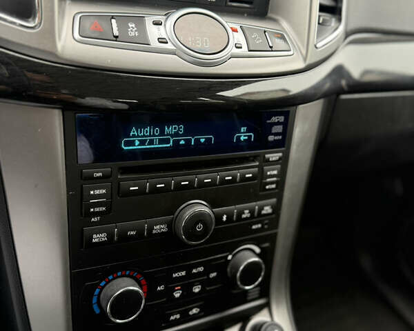 Серый Шевроле Каптива, объемом двигателя 2.2 л и пробегом 270 тыс. км за 8999 $, фото 51 на Automoto.ua