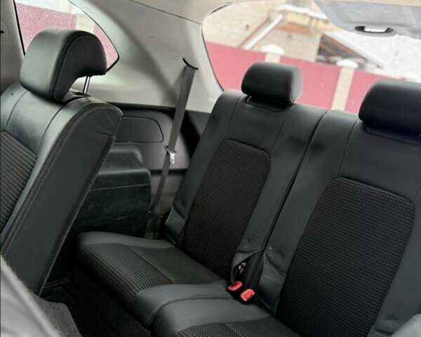 Серый Шевроле Каптива, объемом двигателя 2.2 л и пробегом 270 тыс. км за 8999 $, фото 35 на Automoto.ua