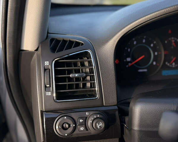 Сірий Шевроле Каптіва, об'ємом двигуна 2.41 л та пробігом 147 тис. км за 13500 $, фото 14 на Automoto.ua