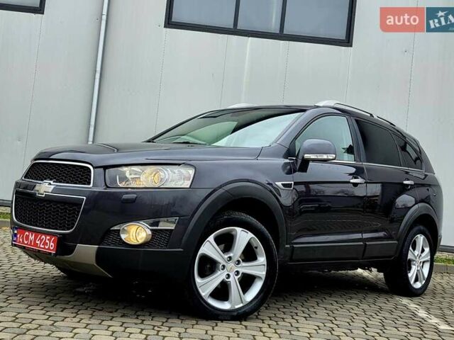 Серый Шевроле Каптива, объемом двигателя 2.2 л и пробегом 182 тыс. км за 11950 $, фото 6 на Automoto.ua