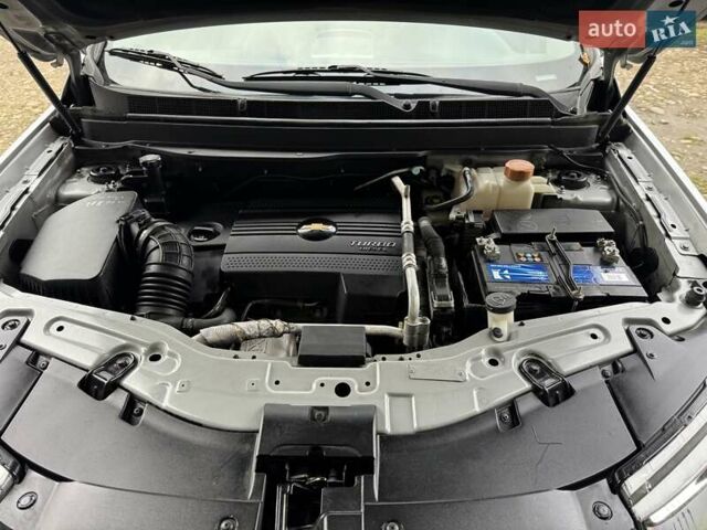 Сірий Шевроле Каптіва, об'ємом двигуна 2.2 л та пробігом 212 тис. км за 10900 $, фото 19 на Automoto.ua