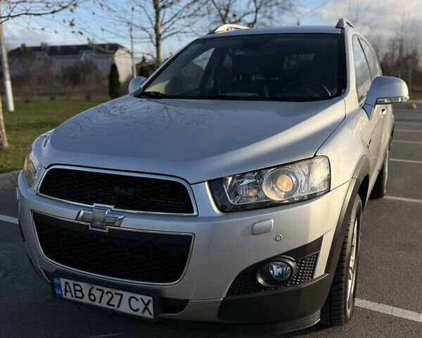 Сірий Шевроле Каптіва, об'ємом двигуна 2.41 л та пробігом 147 тис. км за 13500 $, фото 4 на Automoto.ua