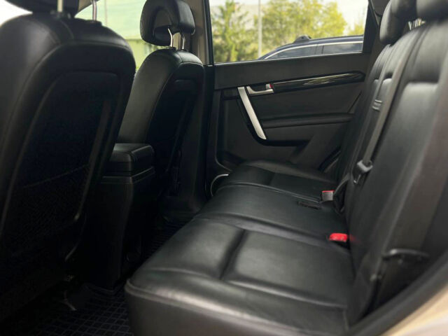 Серый Шевроле Каптива, объемом двигателя 3 л и пробегом 163 тыс. км за 13100 $, фото 14 на Automoto.ua