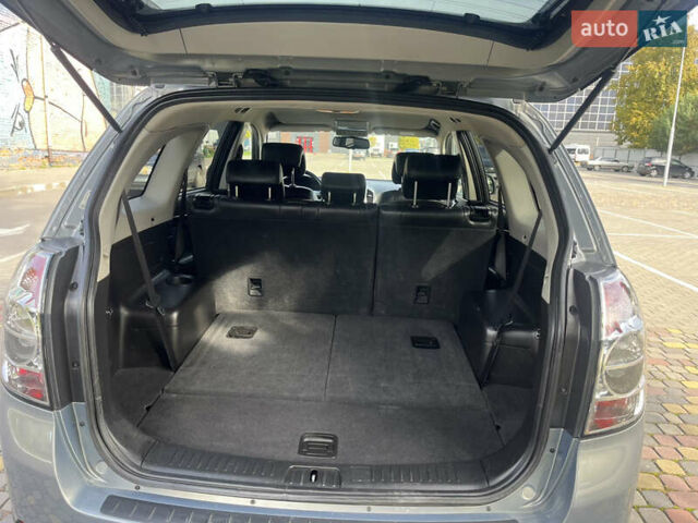 Серый Шевроле Каптива, объемом двигателя 2.2 л и пробегом 209 тыс. км за 12500 $, фото 24 на Automoto.ua